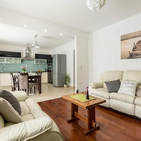 Apartman Kiara Hana Apartamento