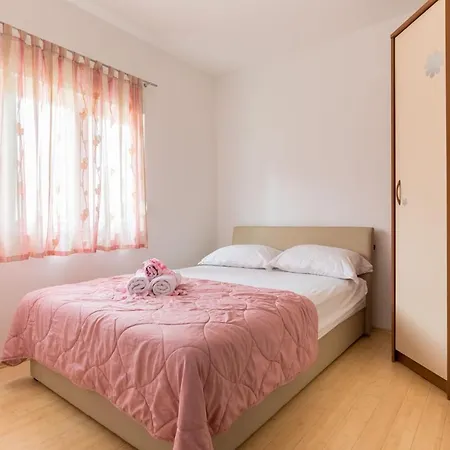 Apartman Kiara Hana * Спліт